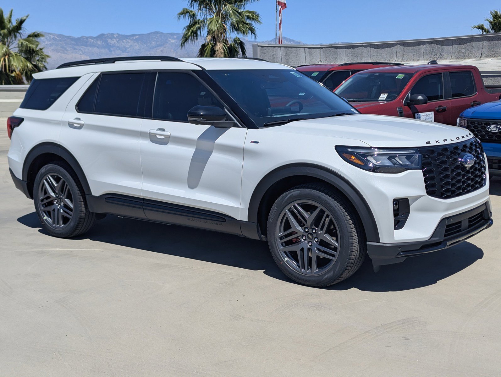 New 2026 Ford Explorer ST-Line RWD image 1
