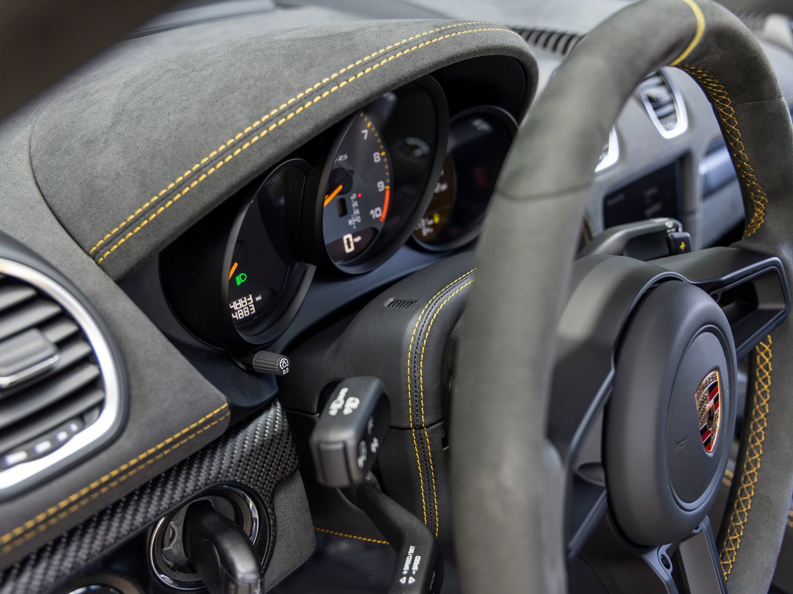 Certified 2025 Porsche 718 Boxster Spyder RS RWD image 55