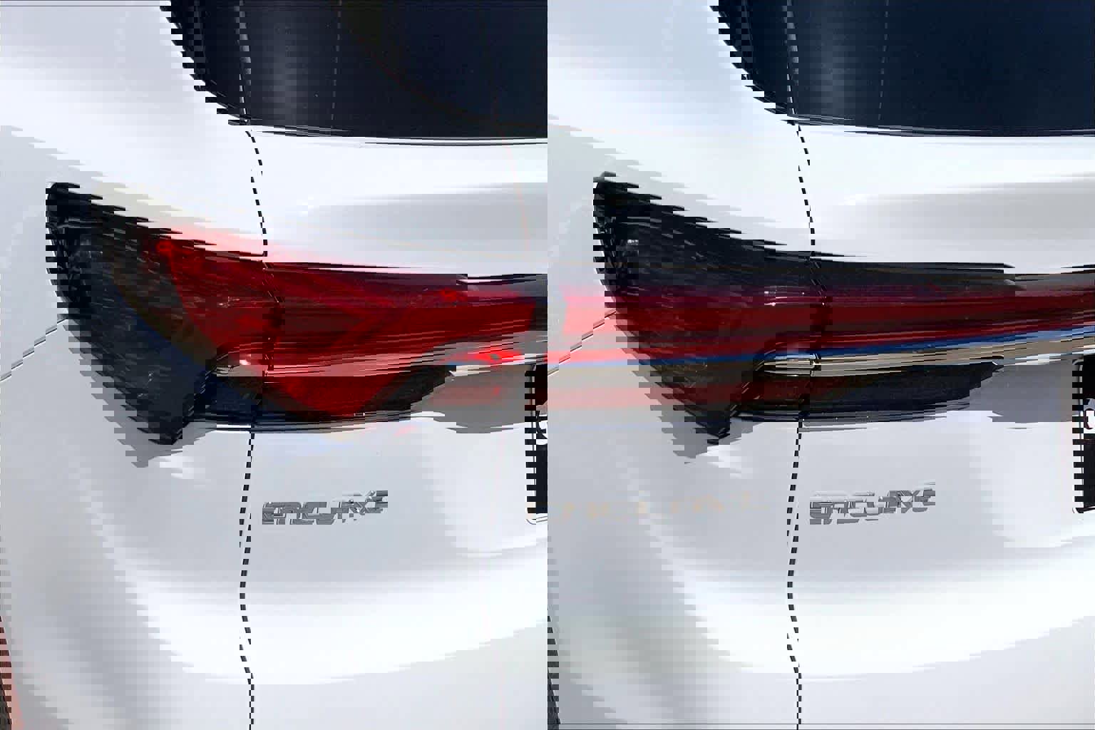 Used 2025 Buick Enclave Preferred FWD image 29