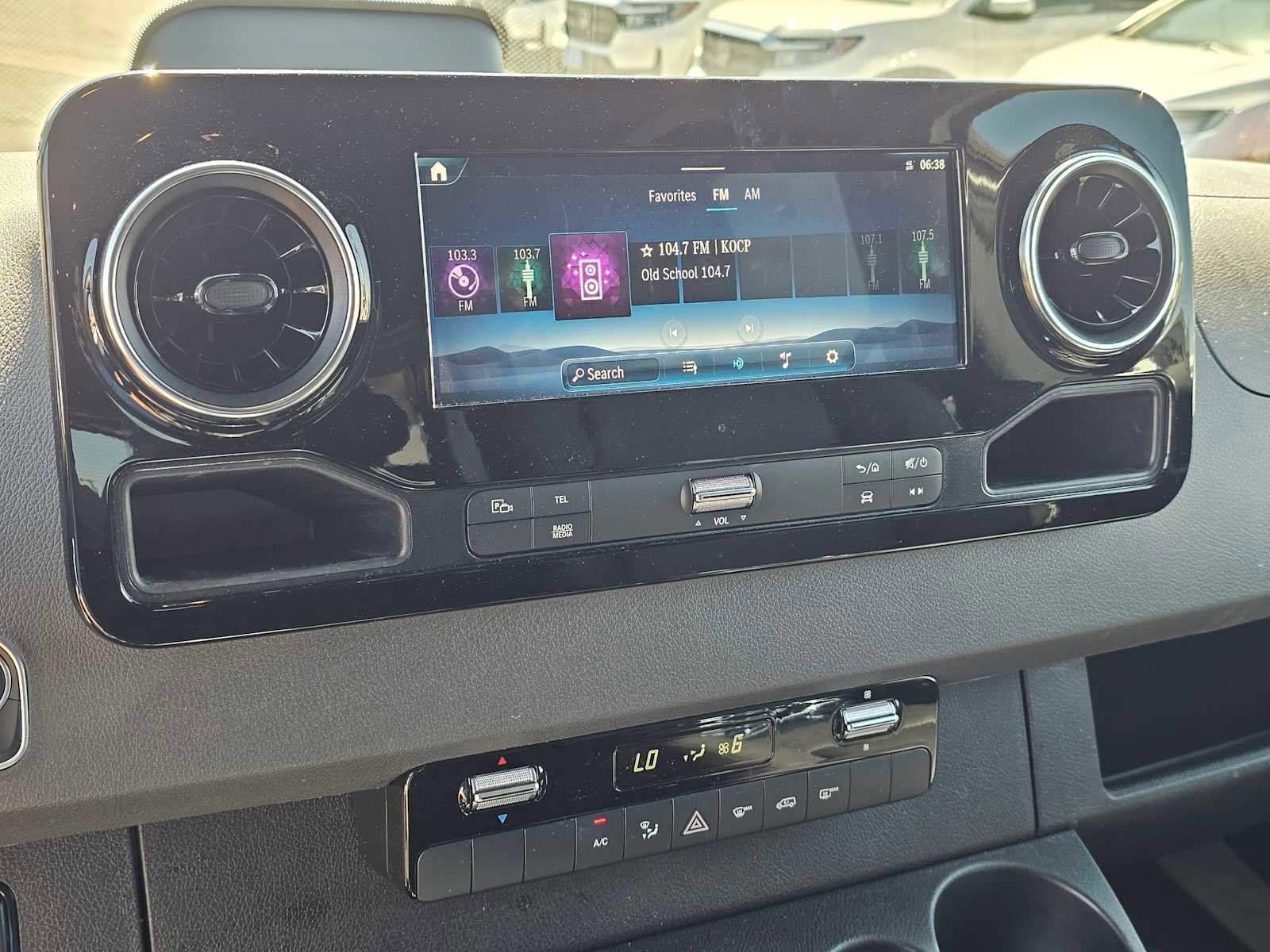 Used 2025 Mercedes-Benz Sprinter 2500 image 27