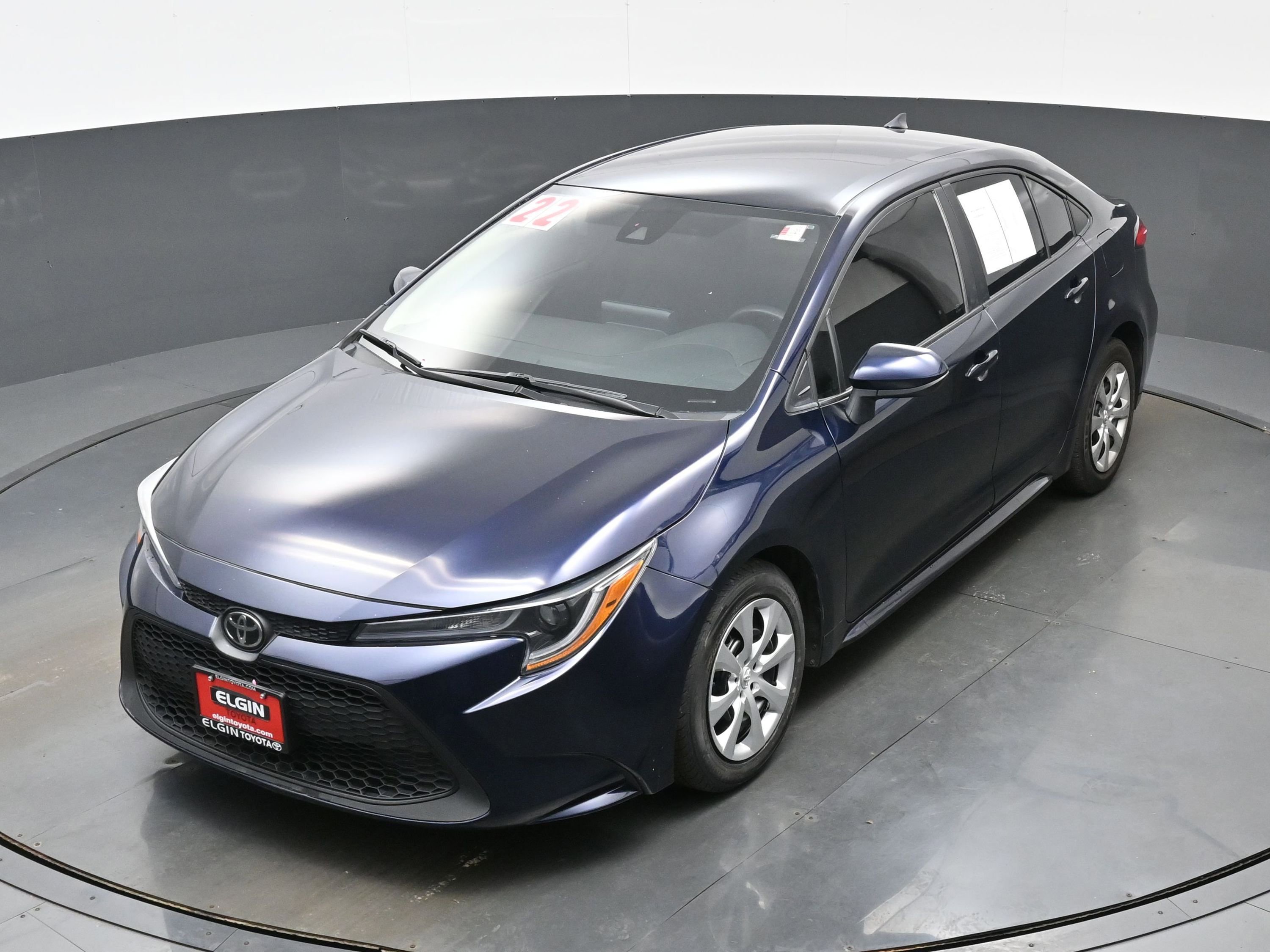 Used 2022 Toyota Corolla LE FWD image 33