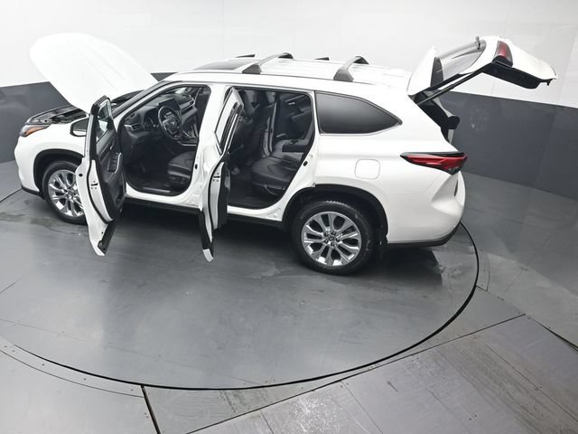 Used 2022 Toyota Highlander Limited AWD/4WD image 53