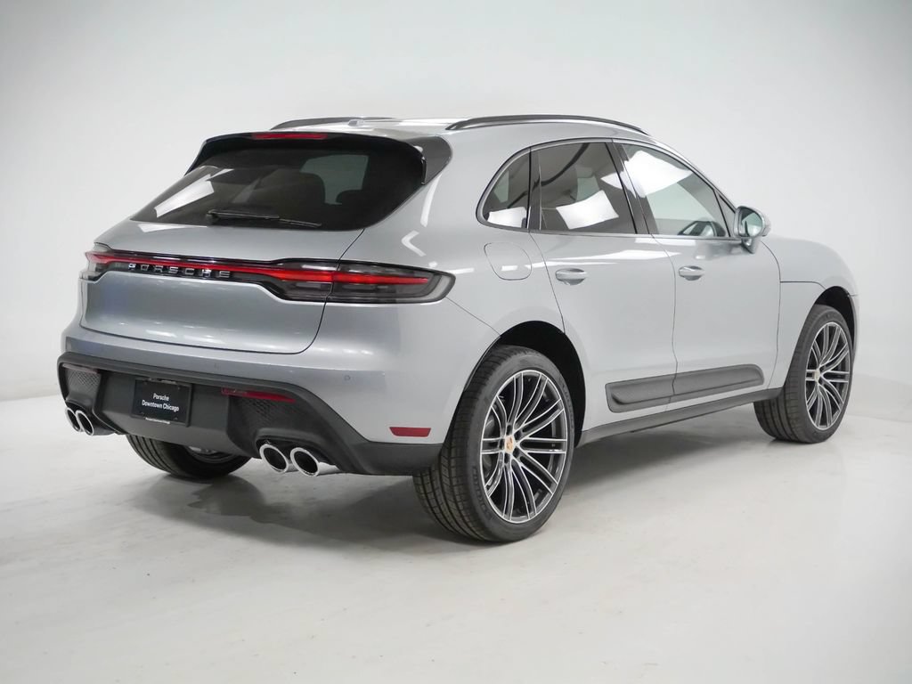 Certified 2026 Porsche Macan AWD/4WD image 10