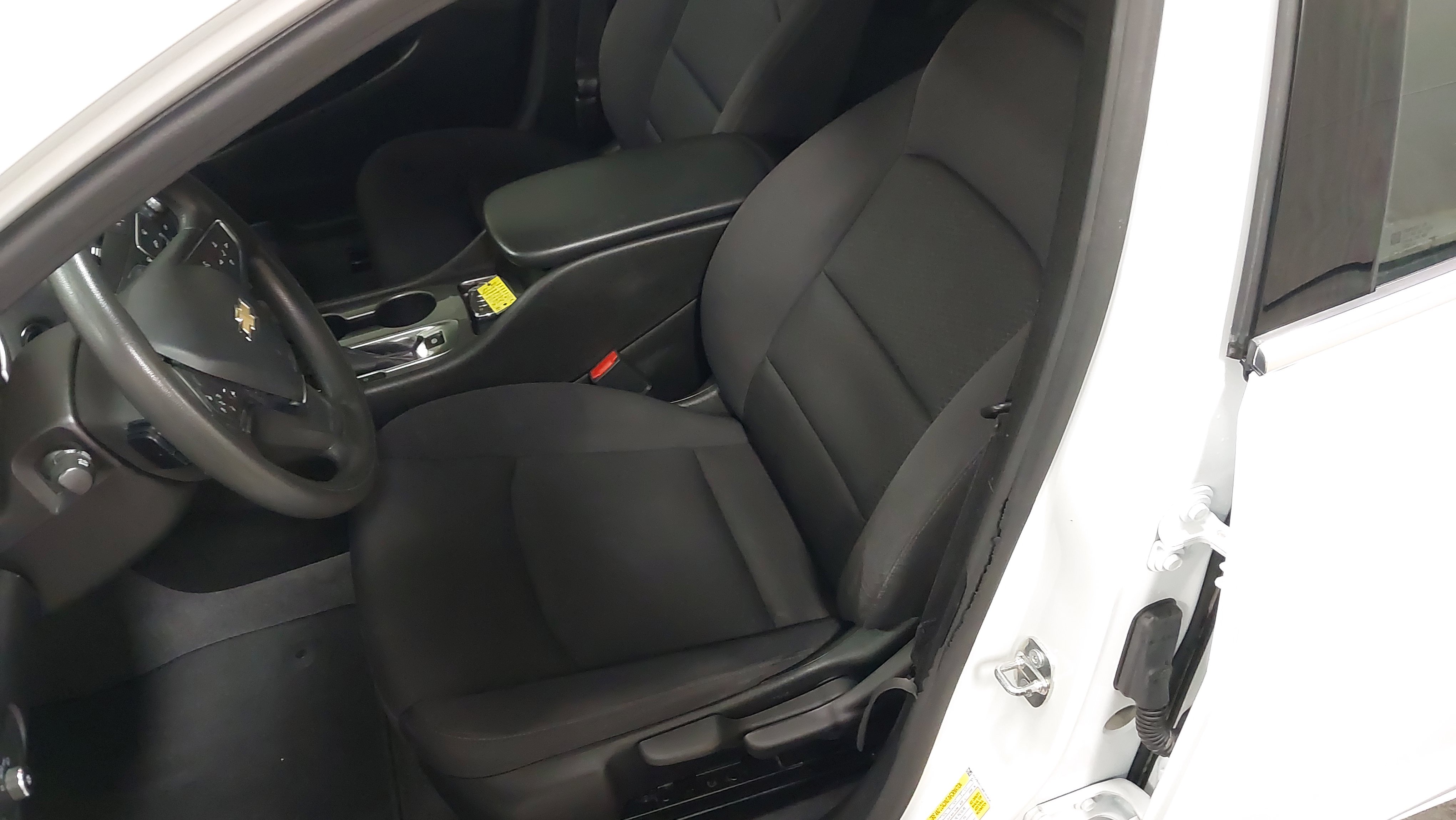 Used 2024 Chevrolet Malibu LS FWD image 22