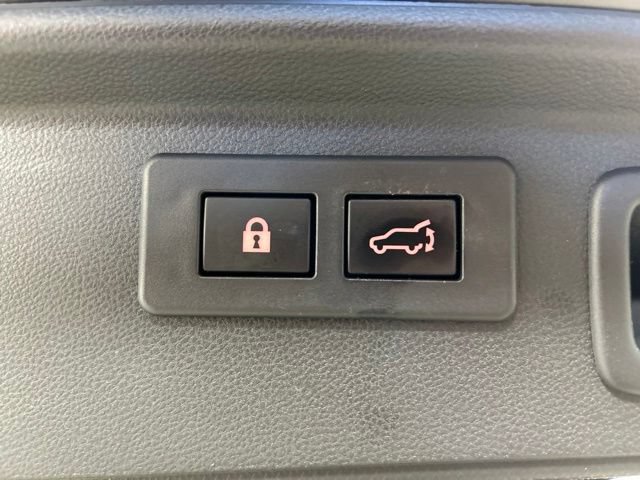 Used 2023 Subaru Forester Premium AWD/4WD image 21