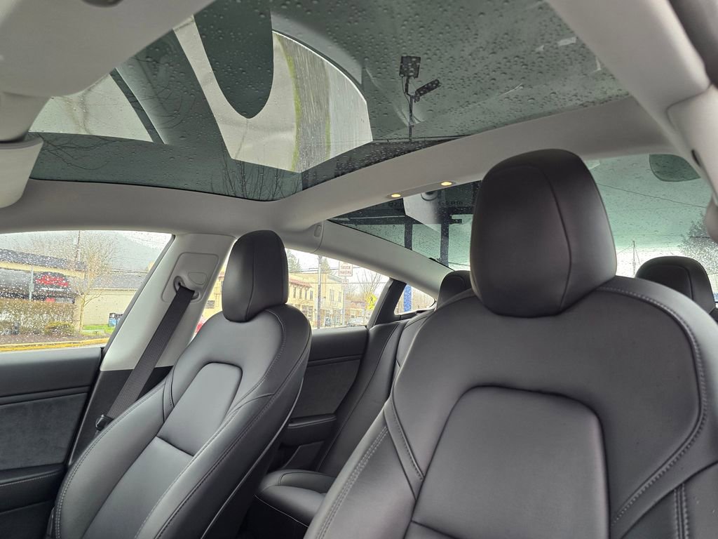 Used 2018 Tesla Model 3 Long Range image 22