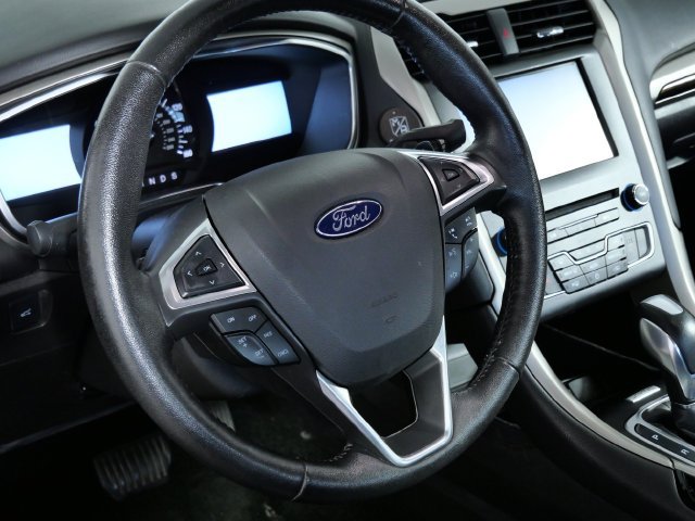 Used 2016 Ford Fusion SE w/ Equipment Group 202A AWD/4WD image 19