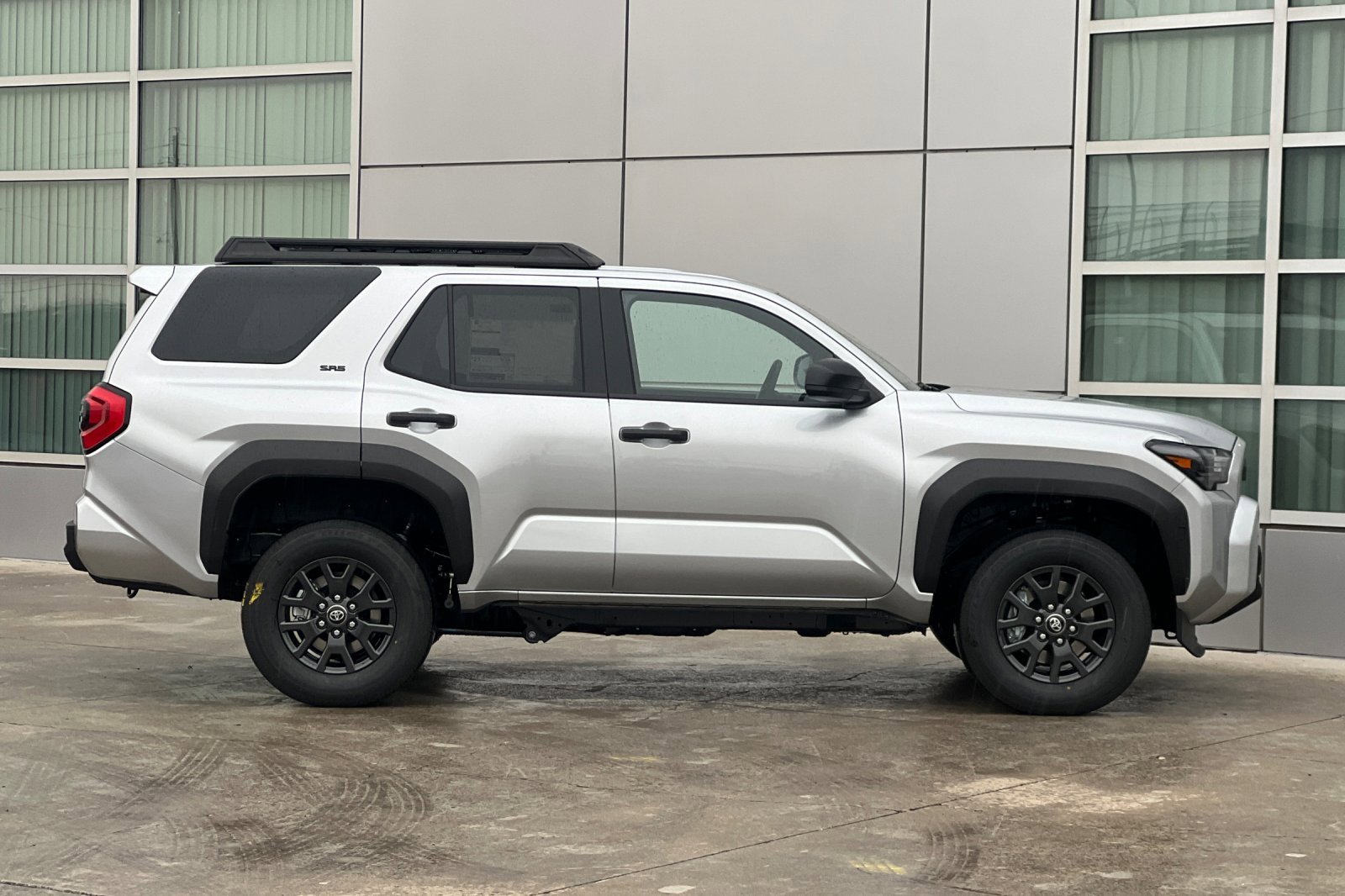 New 2025 Toyota 4Runner SR5 image 3