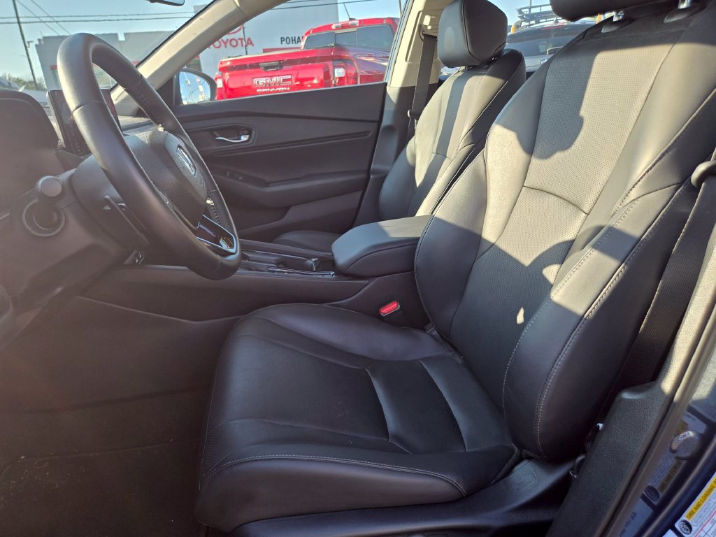Used 2025 Honda Accord EX-L image 9