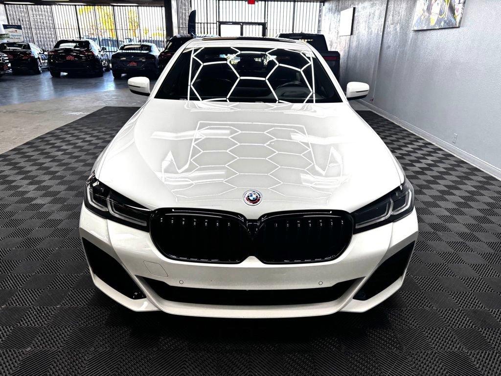Used 2023 BMW M550i xDrive w/ Executive Package AWD/4WD image 6