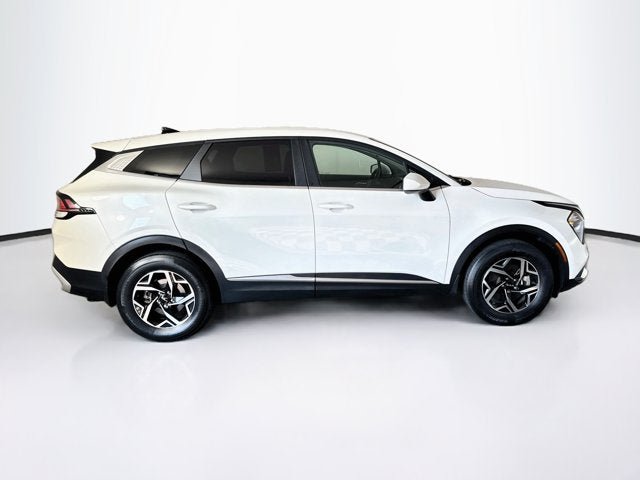 Certified 2023 Kia Sportage LX AWD/4WD image 4