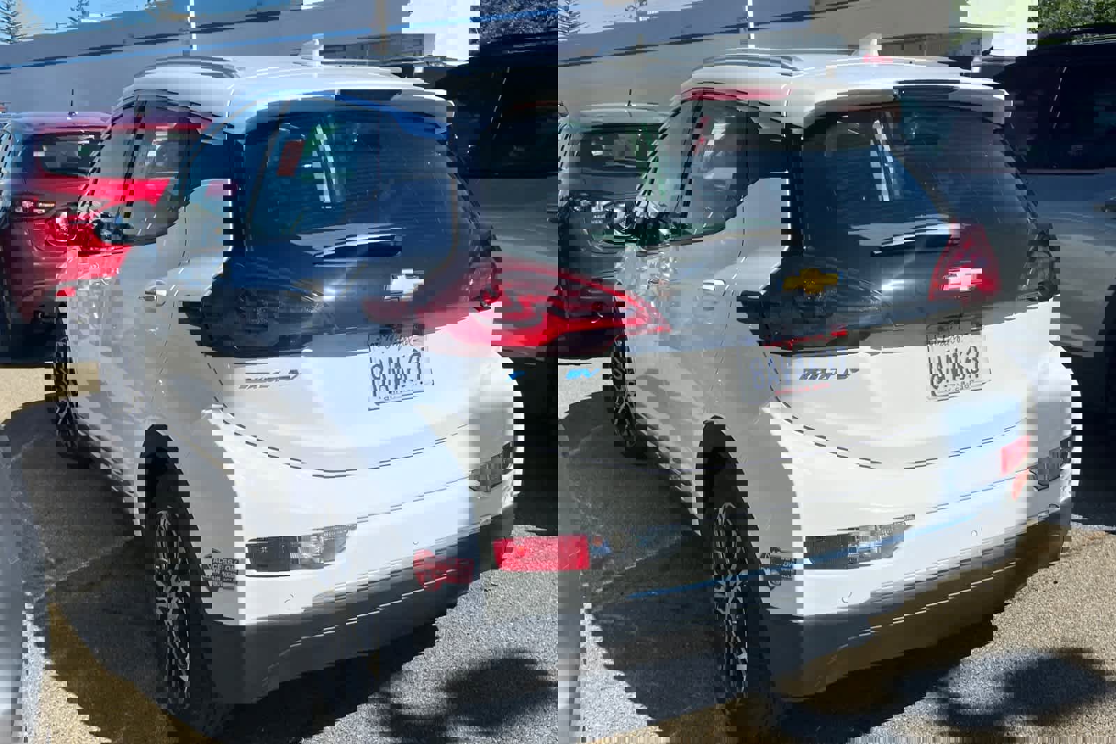 Used 2017 Chevrolet Bolt Premier w/ Driver Confidence II Package image 6