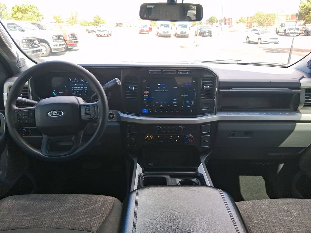 Used 2023 Ford F250 XLT w/ XLT Premium Package AWD/4WD image 12