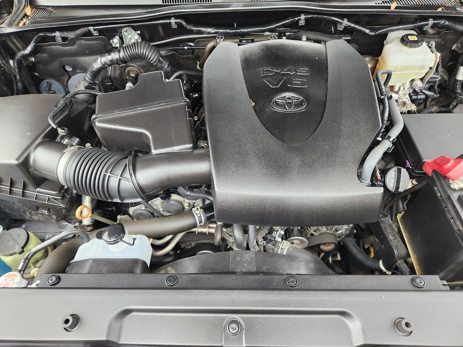 Used 2021 Toyota Tacoma TRD Off-Road AWD/4WD image 23