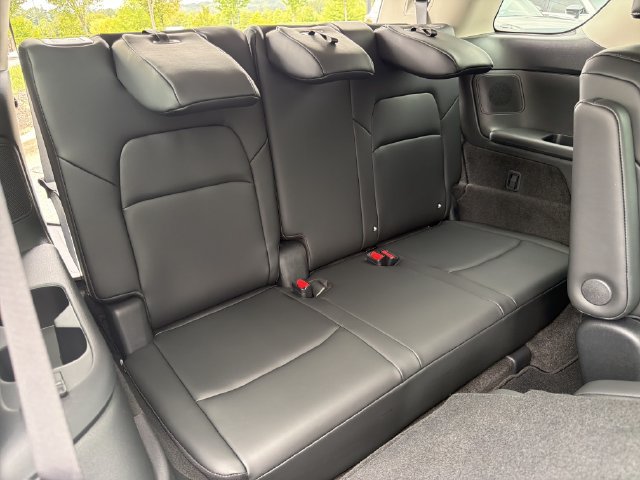 New 2026 Nissan Pathfinder Platinum AWD/4WD image 18