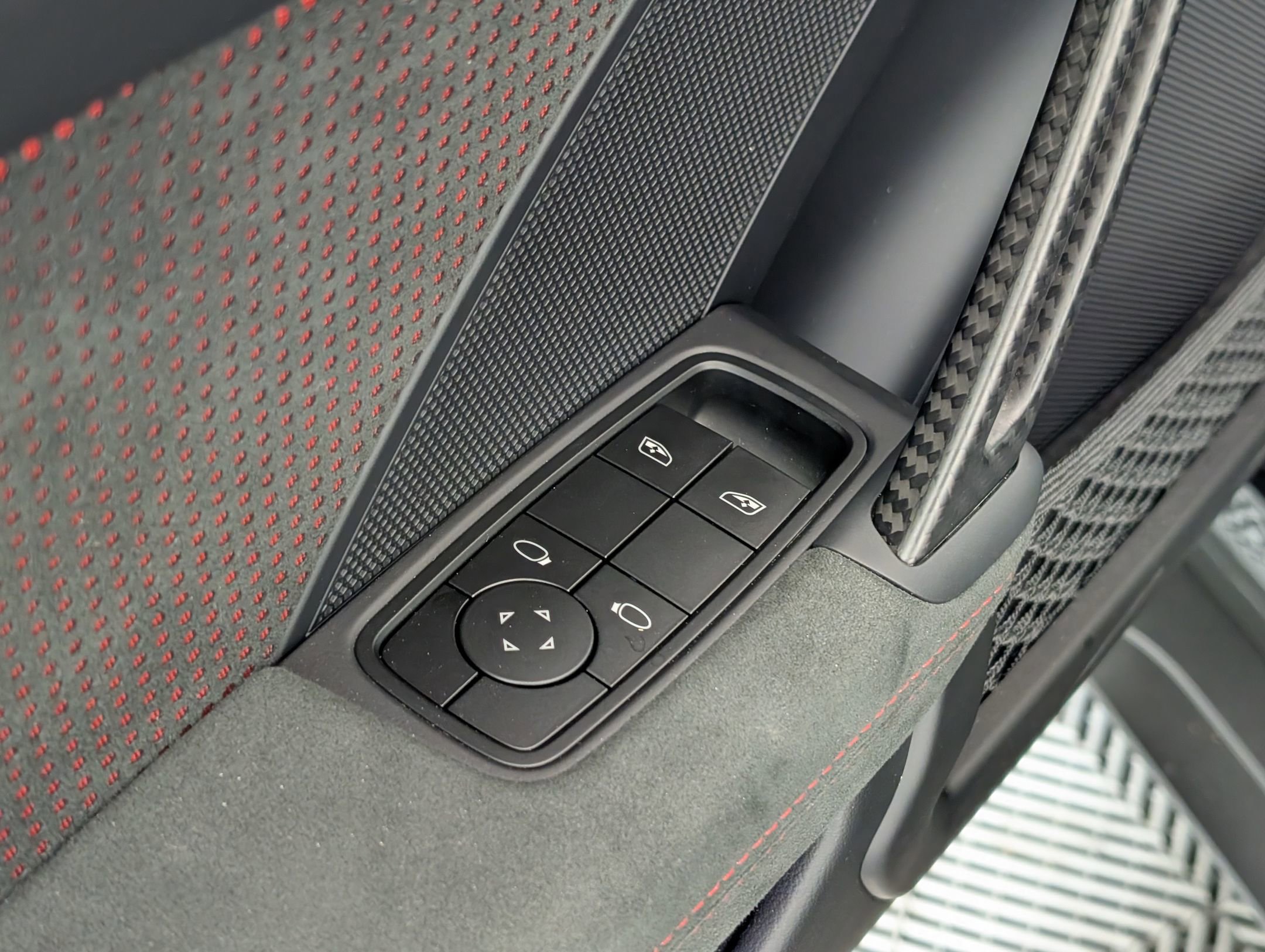 Used 2025 Porsche 911 GT3 RS image 24