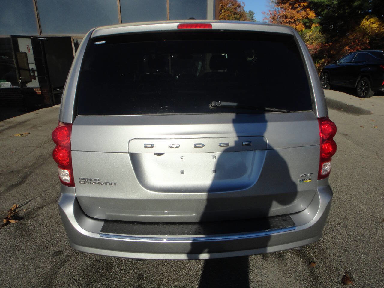 Used 2017 Dodge Grand Caravan GT image 5