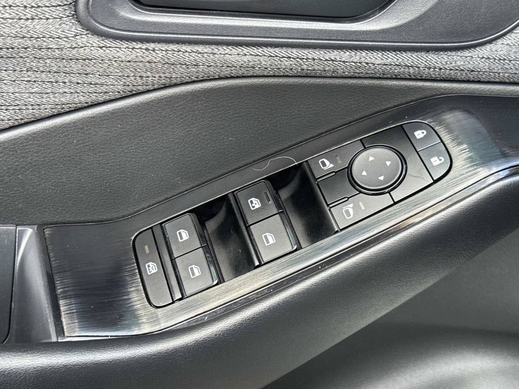 Certified 2023 Nissan Rogue S AWD/4WD image 18