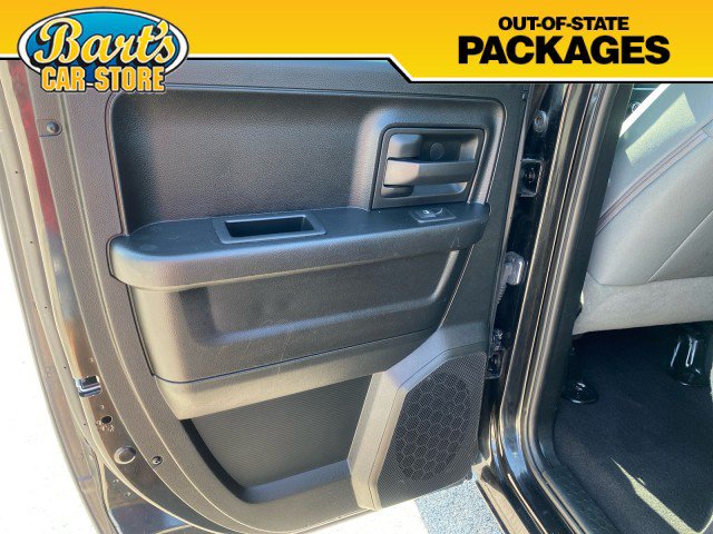 Used 2016 RAM 1500 ST AWD/4WD image 17