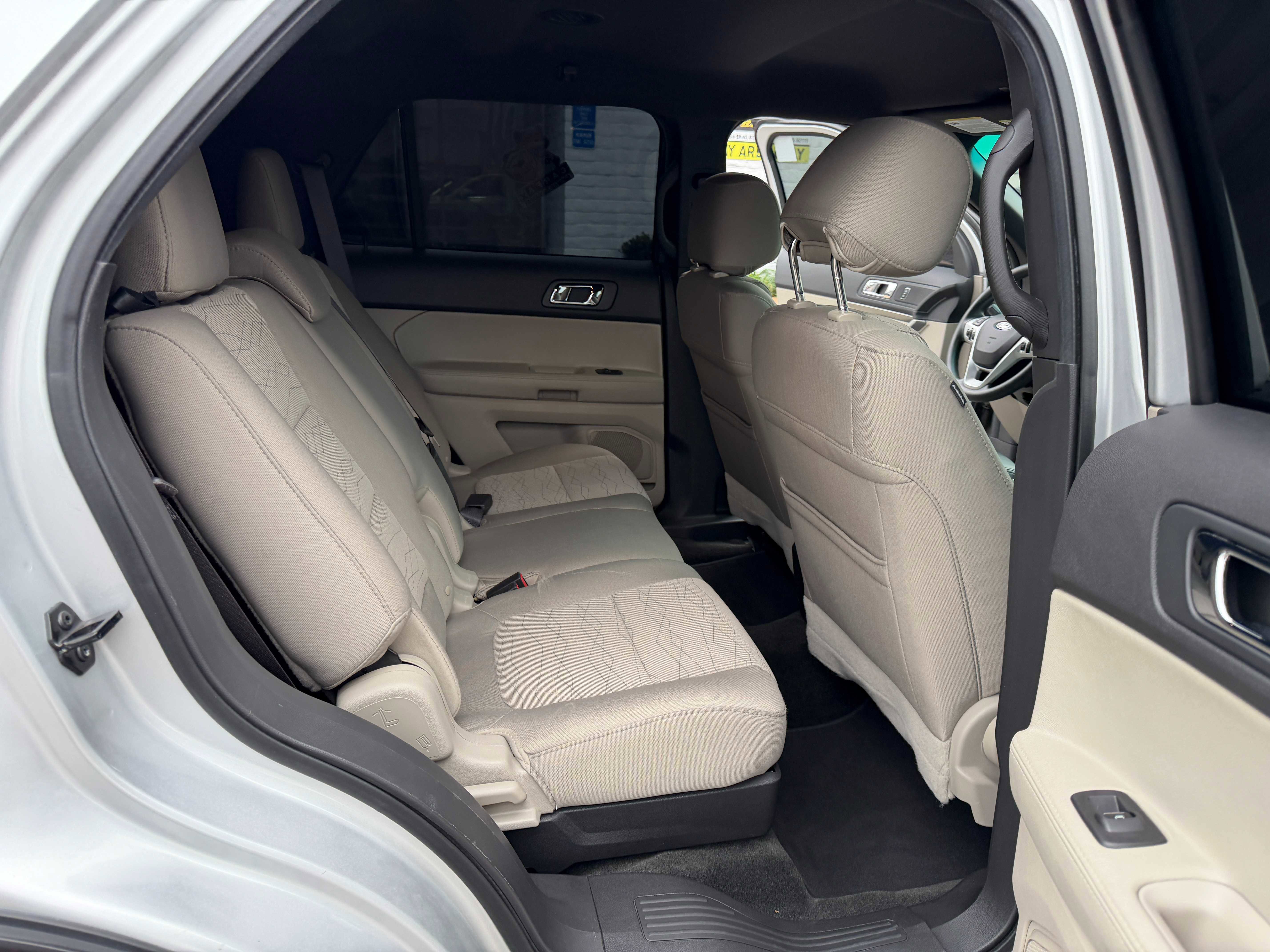 Used 2015 Ford Explorer 4WD image 12