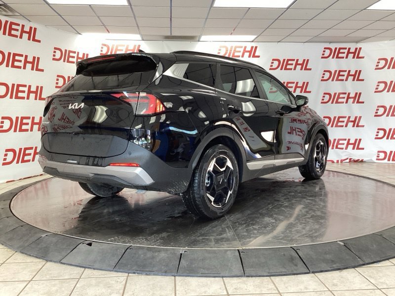 New 2026 Kia Sportage EX w/ EX Panorama Roof Package FWD image 7