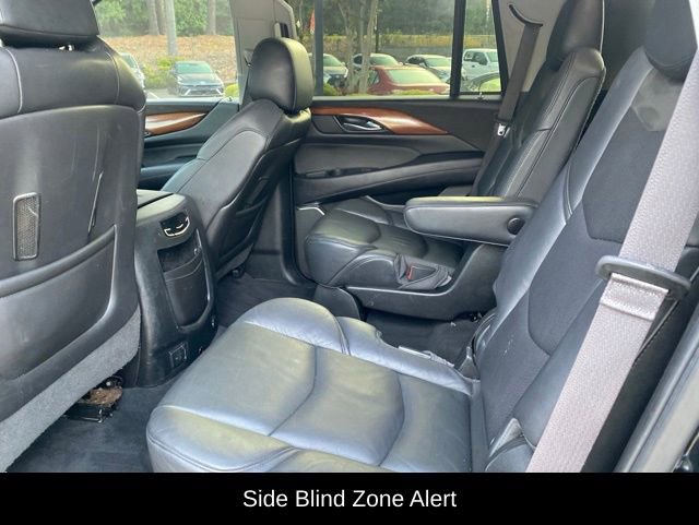 Used 2016 Cadillac Escalade Luxury AWD/4WD image 19