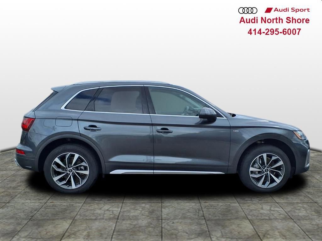 Used 2023 Audi Q5 2.0T Premium Plus w/ Premium Plus Package AWD/4WD image 2