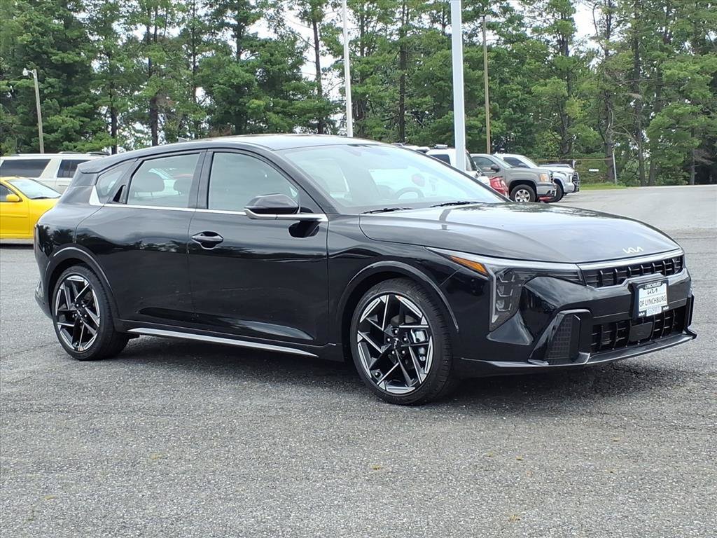 New 2026 Kia K4 GT-Line