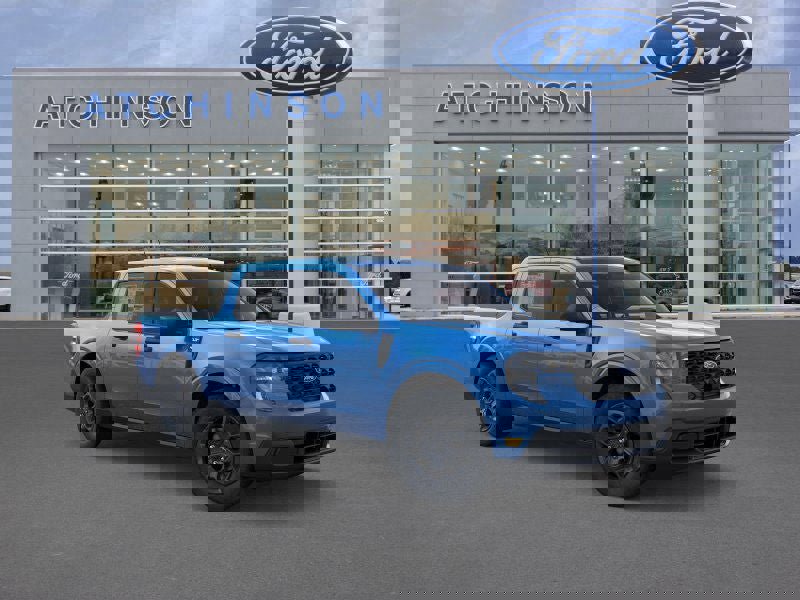 New 2025 Ford Maverick XLT image 7