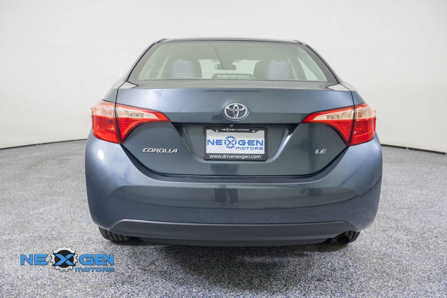 Used 2018 Toyota Corolla LE FWD image 6