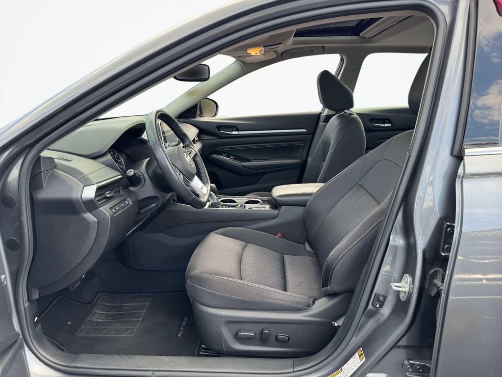 Used 2020 Nissan Altima 2.5 SV FWD image 17