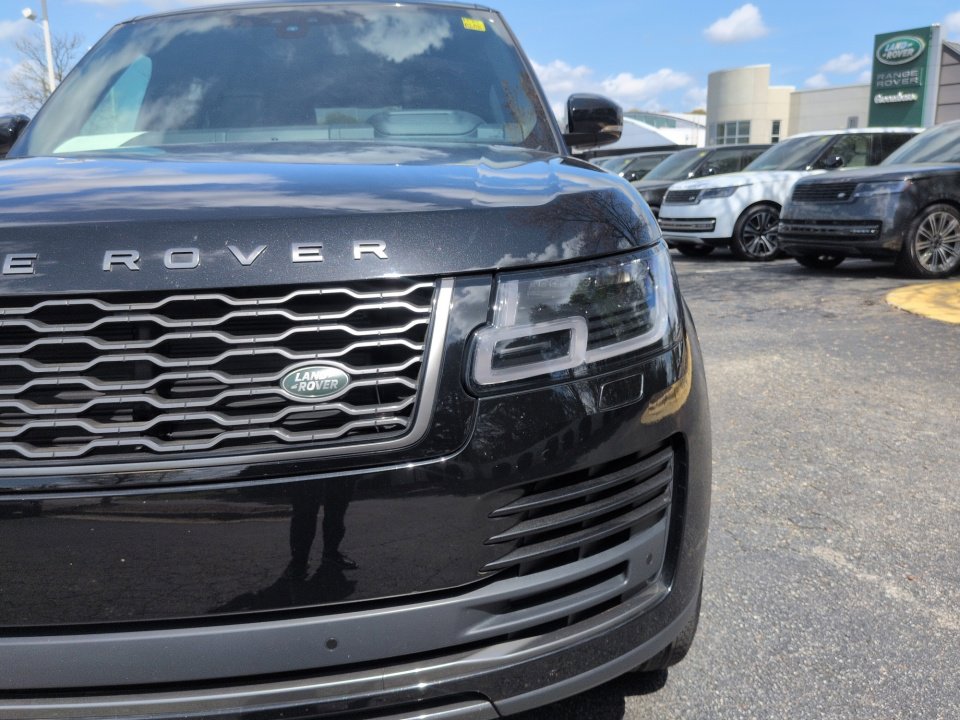 Used 2019 Land Rover Range Rover HSE image 26