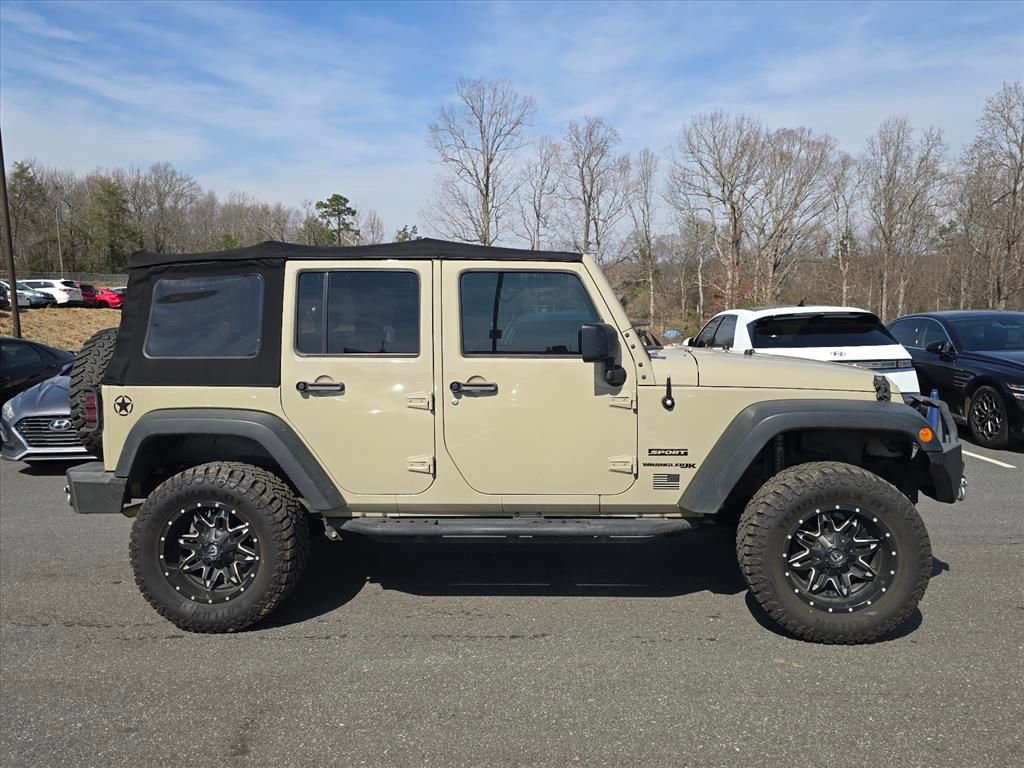 Used 2018 Jeep Wrangler Unlimited Sport image 2