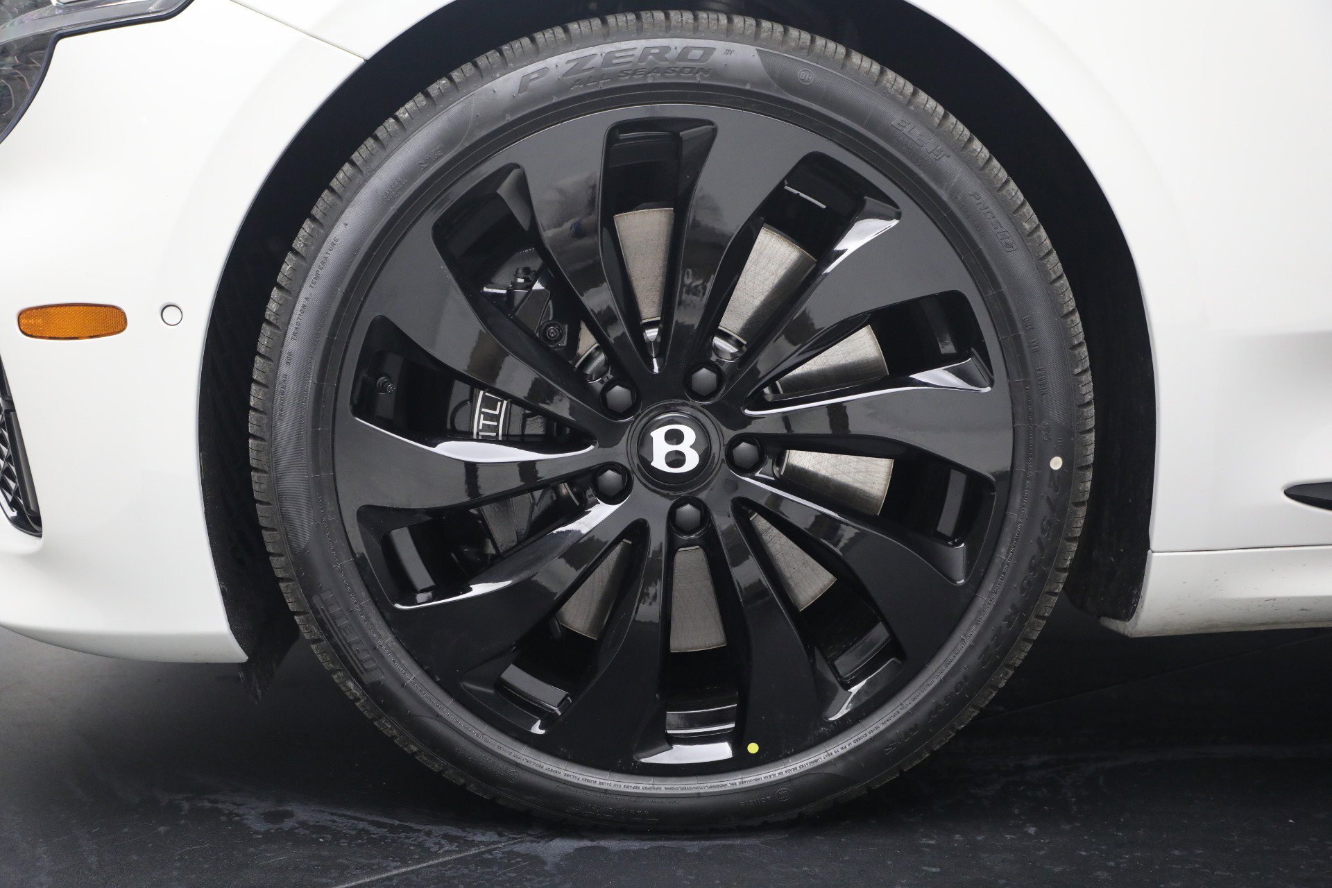 New 2026 Bentley Continental GTC AWD/4WD image 19