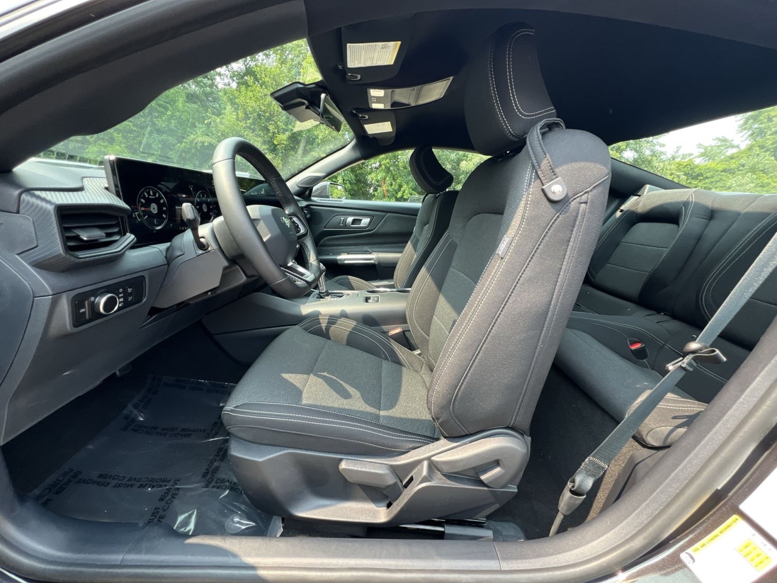 Used 2024 Ford Mustang Coupe RWD image 13
