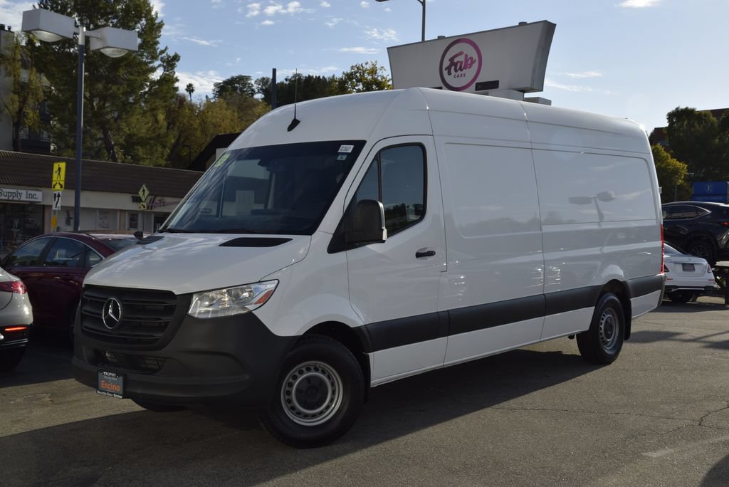 Used 2024 Mercedes-Benz Sprinter 2500 w/ Acoustic Package image 2