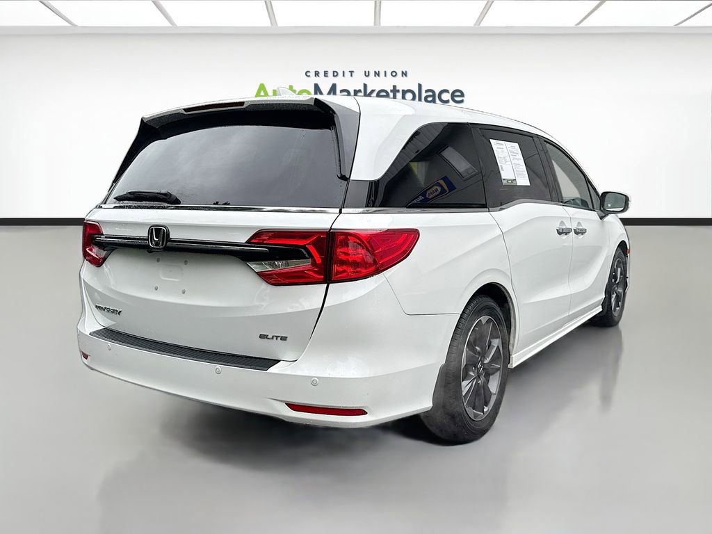 Used 2023 Honda Odyssey Elite image 6