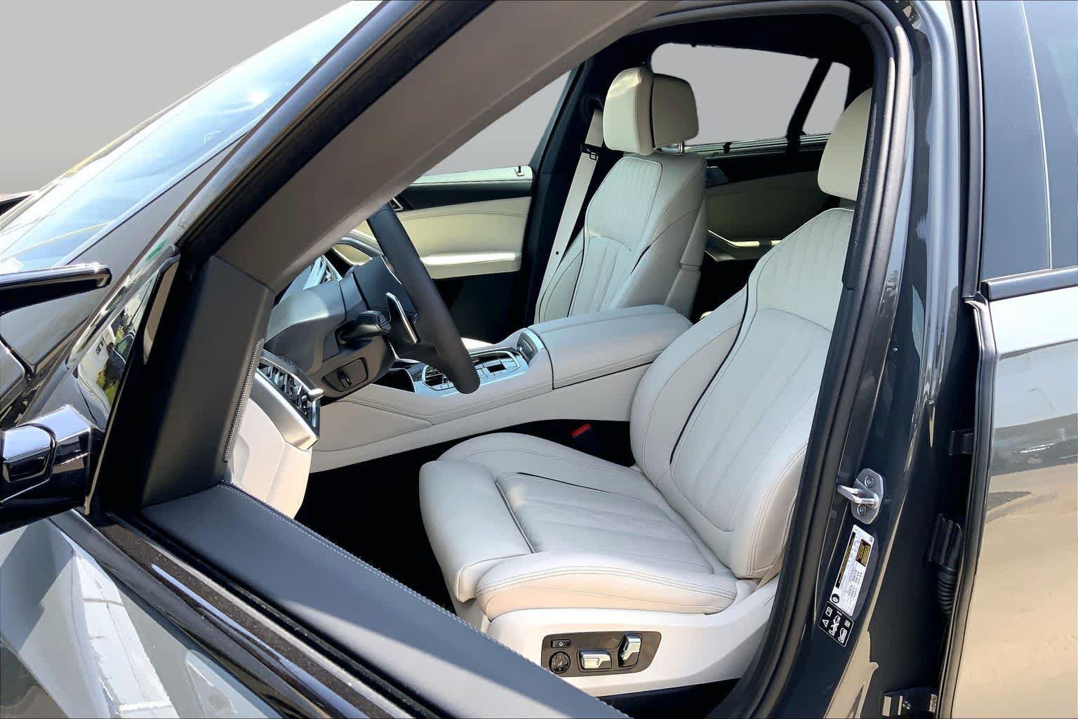New 2027 BMW X6 M60i AWD/4WD image 9