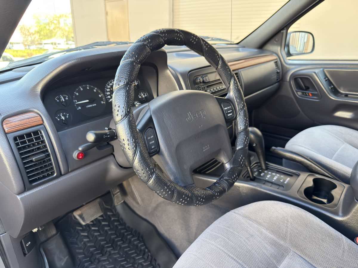 Used 1999 Jeep Grand Cherokee Laredo image 50