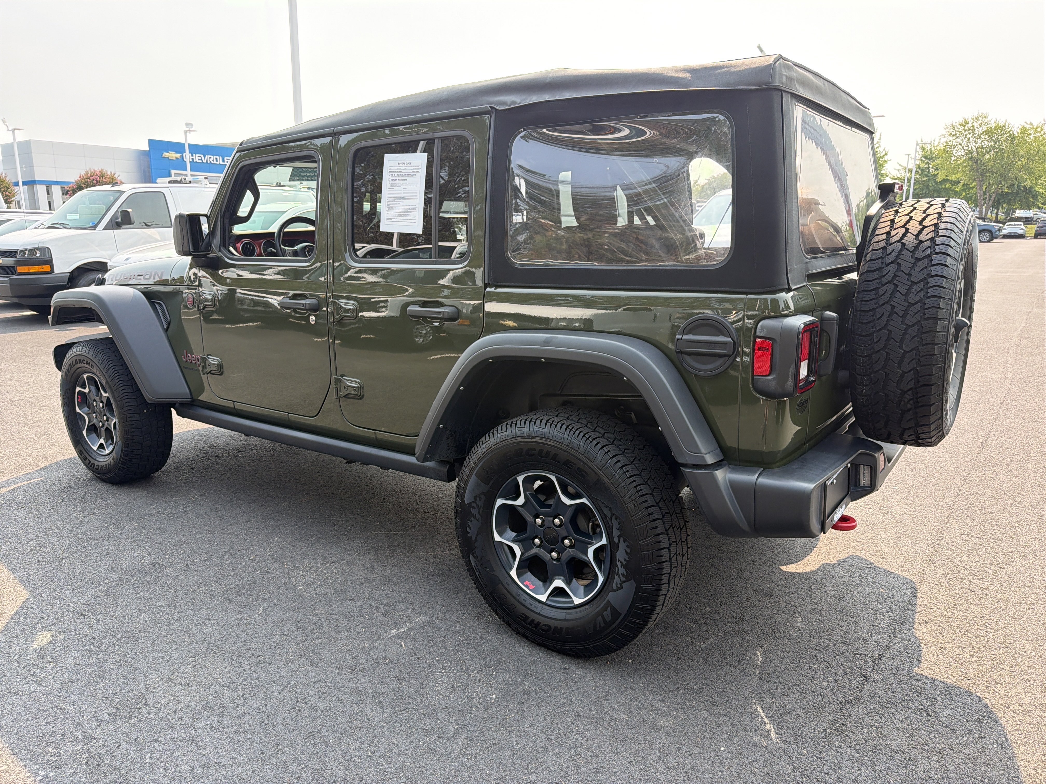 Used 2023 Jeep Wrangler Unlimited Rubicon AWD/4WD image 8