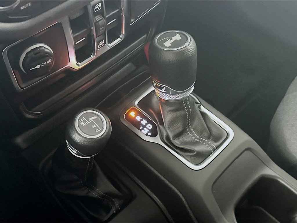 New 2025 Jeep Wrangler Unlimited Sahara AWD/4WD image 12