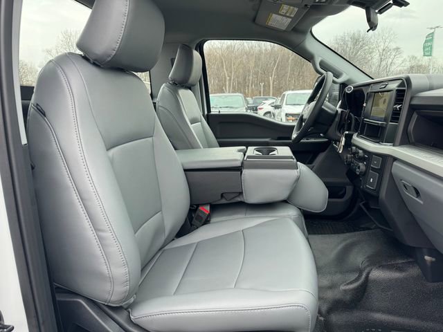 New 2026 Ford F550 4x4 Regular Cab Super Duty w/ Snow Plow Prep Package image 15