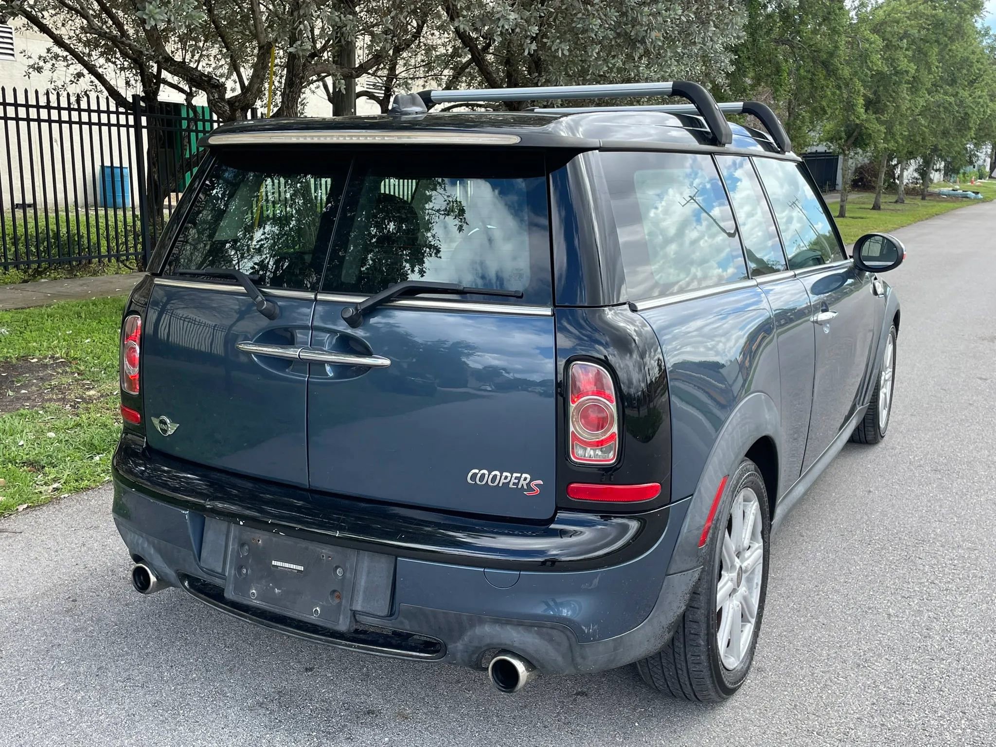 Used 2011 MINI Cooper Clubman S image 7