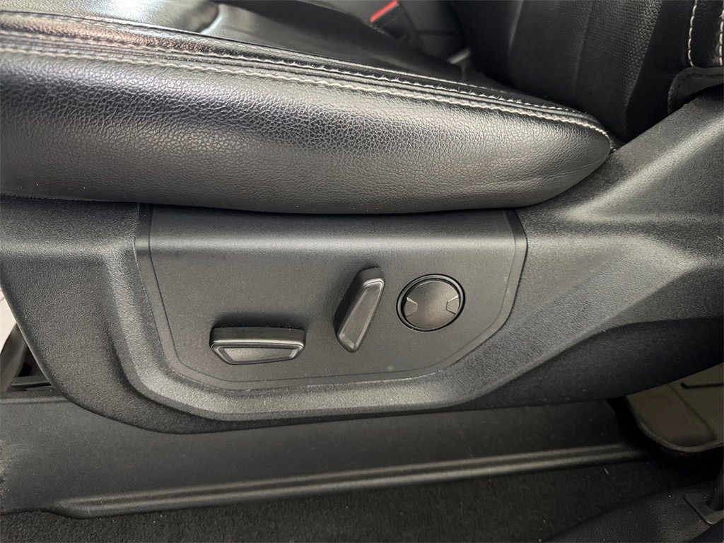 Used 2021 Ford F350 Lariat w/ Tremor Off-Road Package image 13