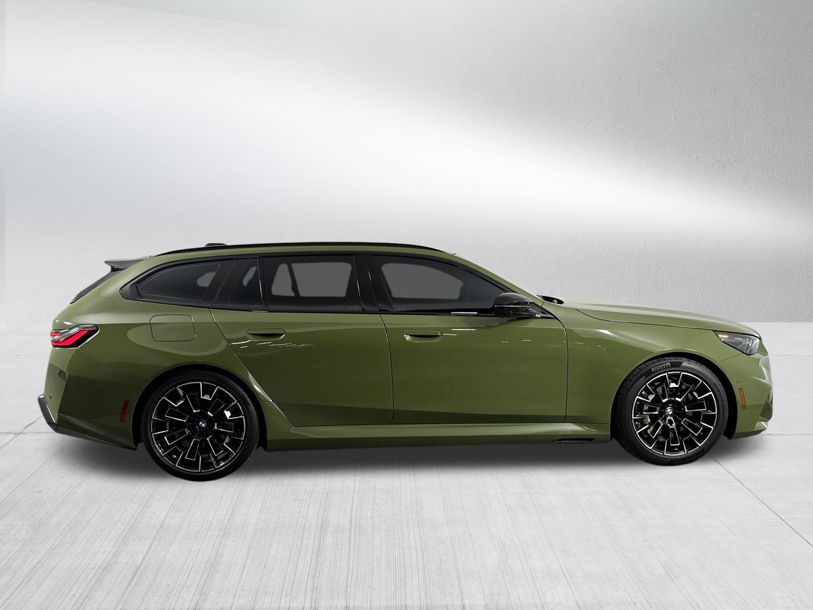 Used 2026 BMW M5 Touring w/ M Driver's Package AWD/4WD image 8