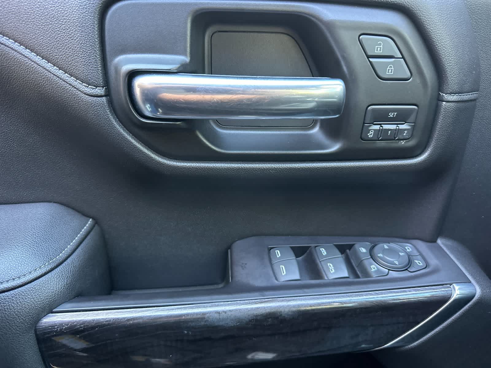 Used 2019 Chevrolet Silverado 1500 LTZ w/ LTZ Plus Package RWD image 12