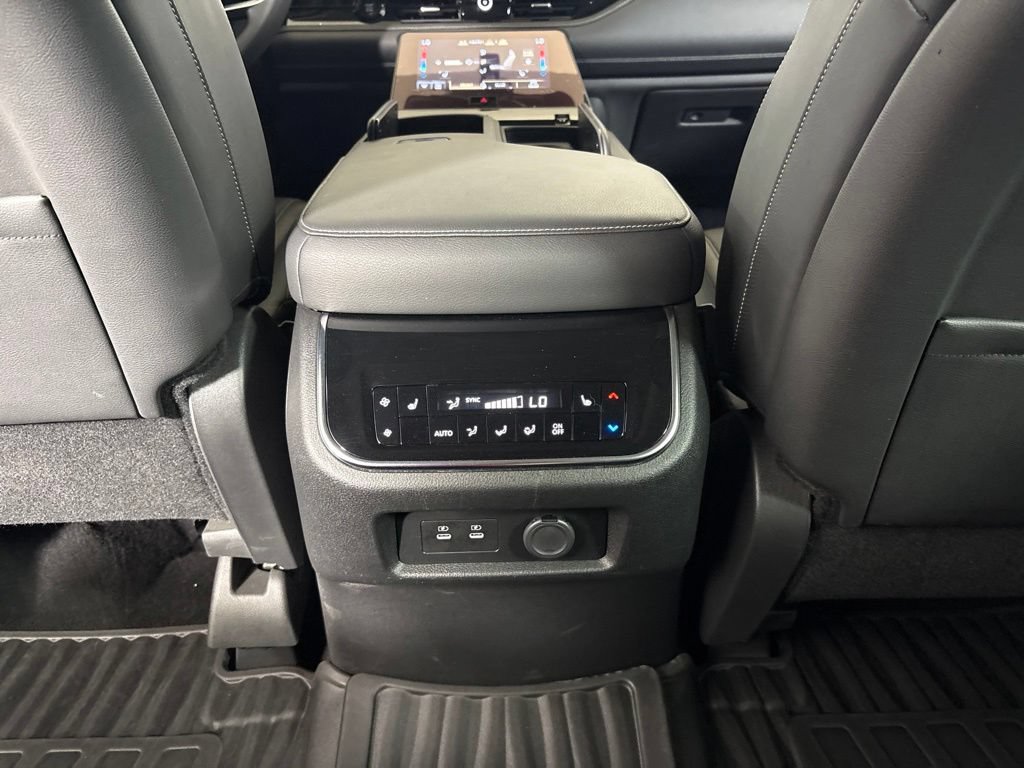 Used 2025 INFINITI QX80 Pure AWD/4WD image 30
