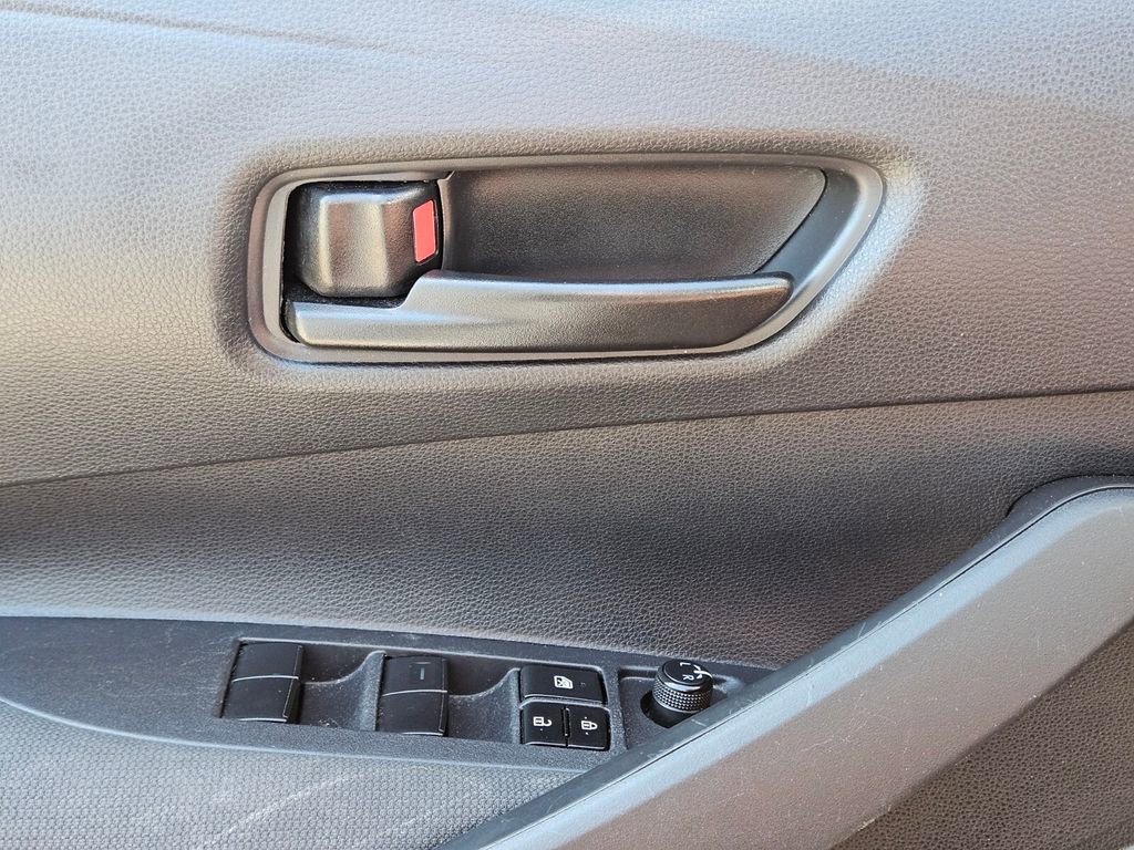 Used 2024 Toyota Corolla LE image 27
