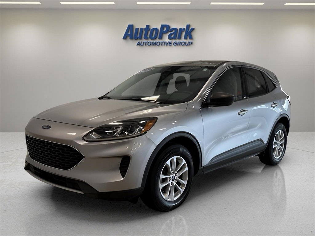 Certified 2022 Ford Escape SE w/ Convenience Package image 3