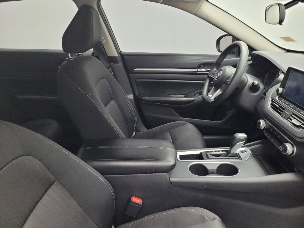 Used 2022 Nissan Altima 2.5 SV image 21